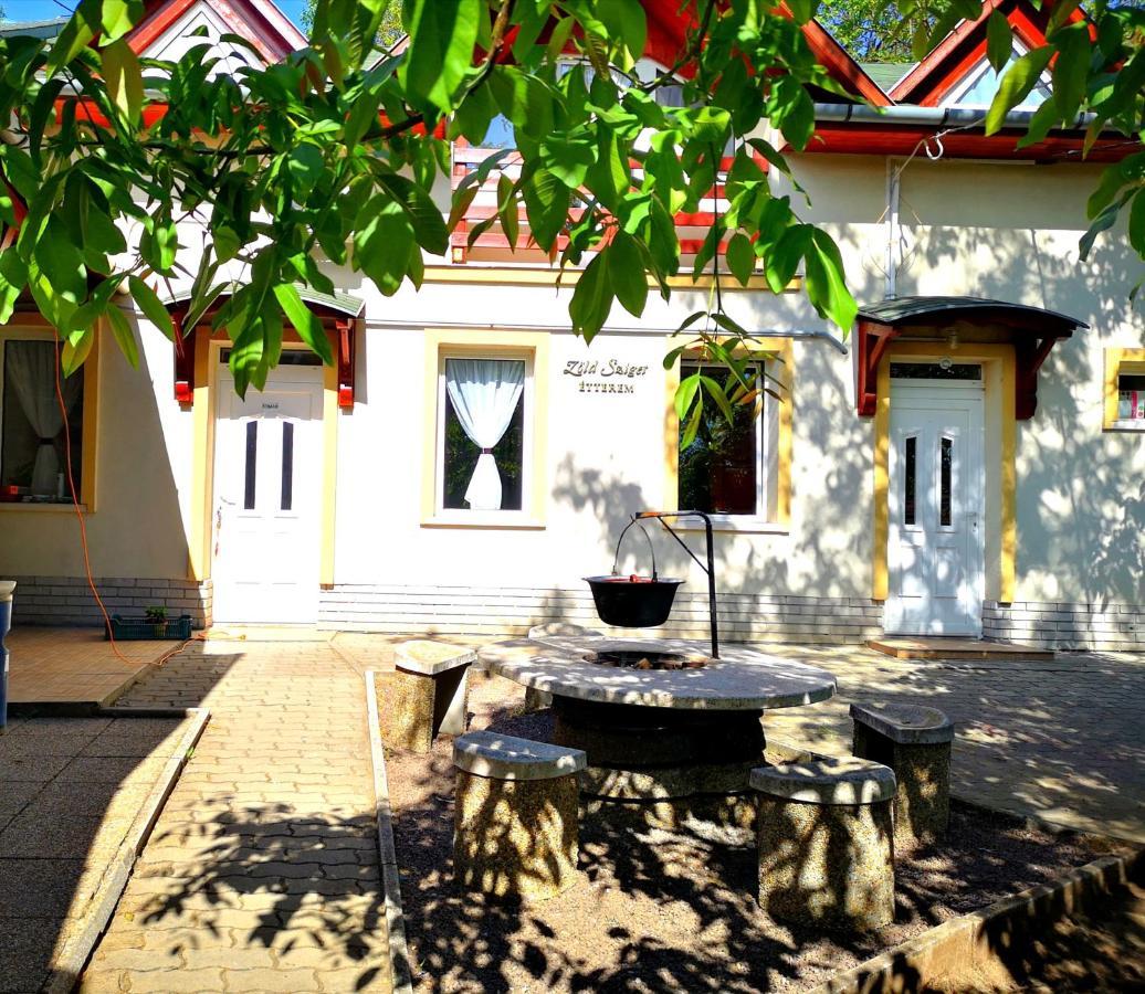 Zoeld Sziget Wellness Bed & Breakfast Egerszalok Exterior photo
